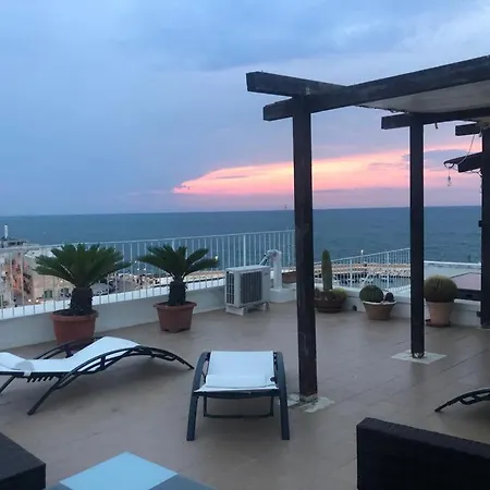 Апартаменты Tra Cielo E Mare Джовинаццо