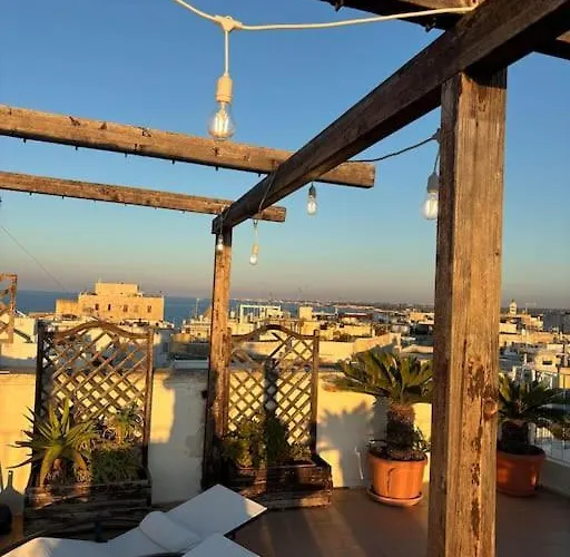 דירה Tra Cielo E Mare ג'ובינאצו