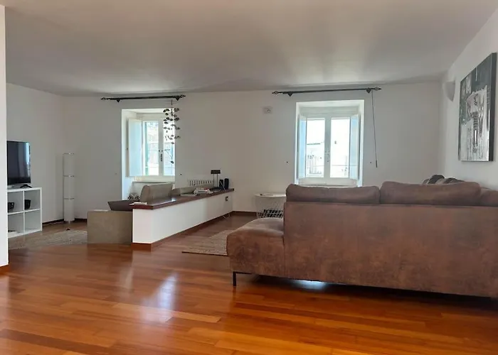 דירה Tra Cielo E Mare ג'ובינאצו